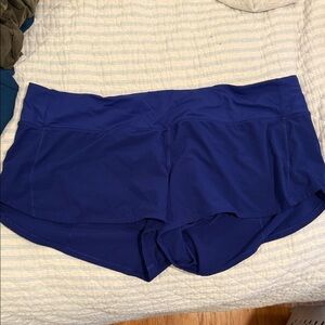 LULULEMON dark blue athletic shorts speed up